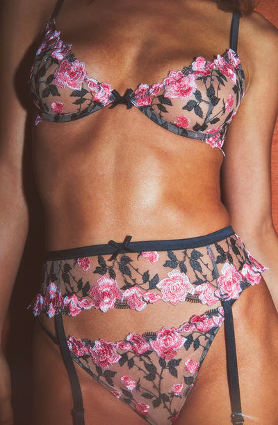 FLEUR DU MAL ROSES & THORNS GARTER BLACK GR0050