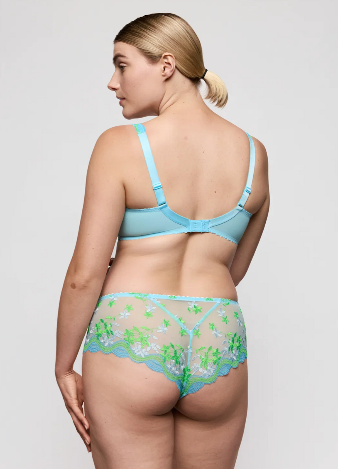 Cala Luna Luxury Thong