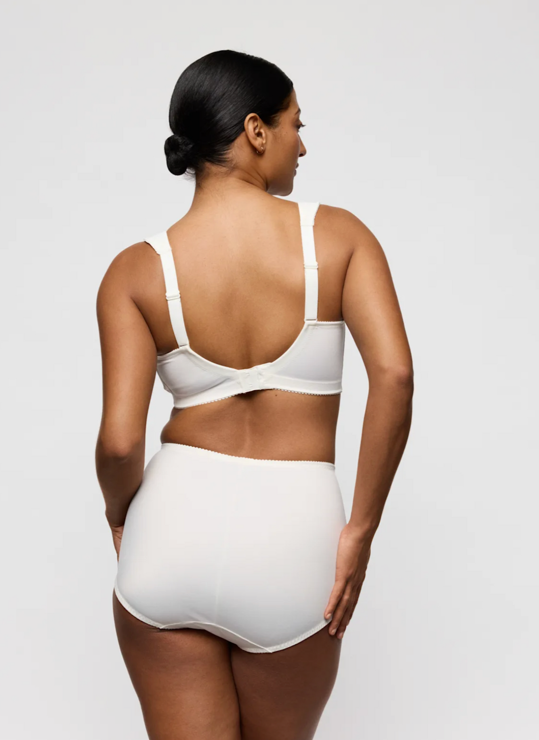 Salerno Full Cup Wireless Bra
