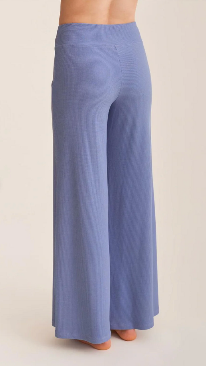 Flared leg pant with pockets