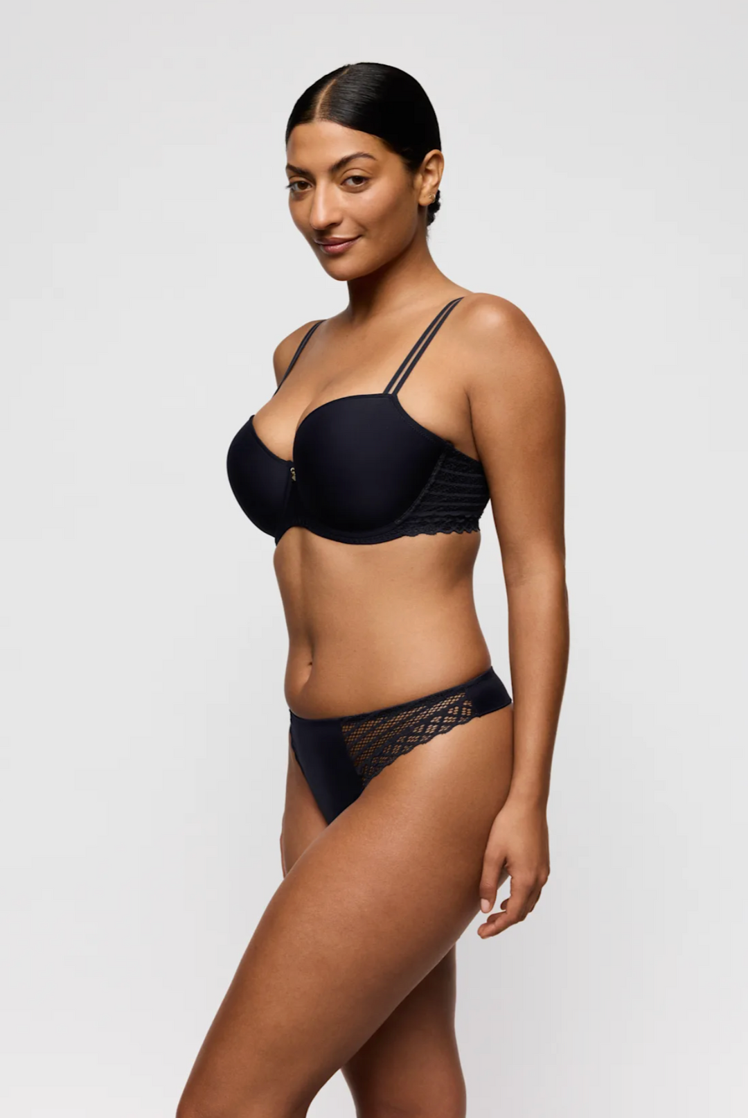 Twist Side Balconette Bra
