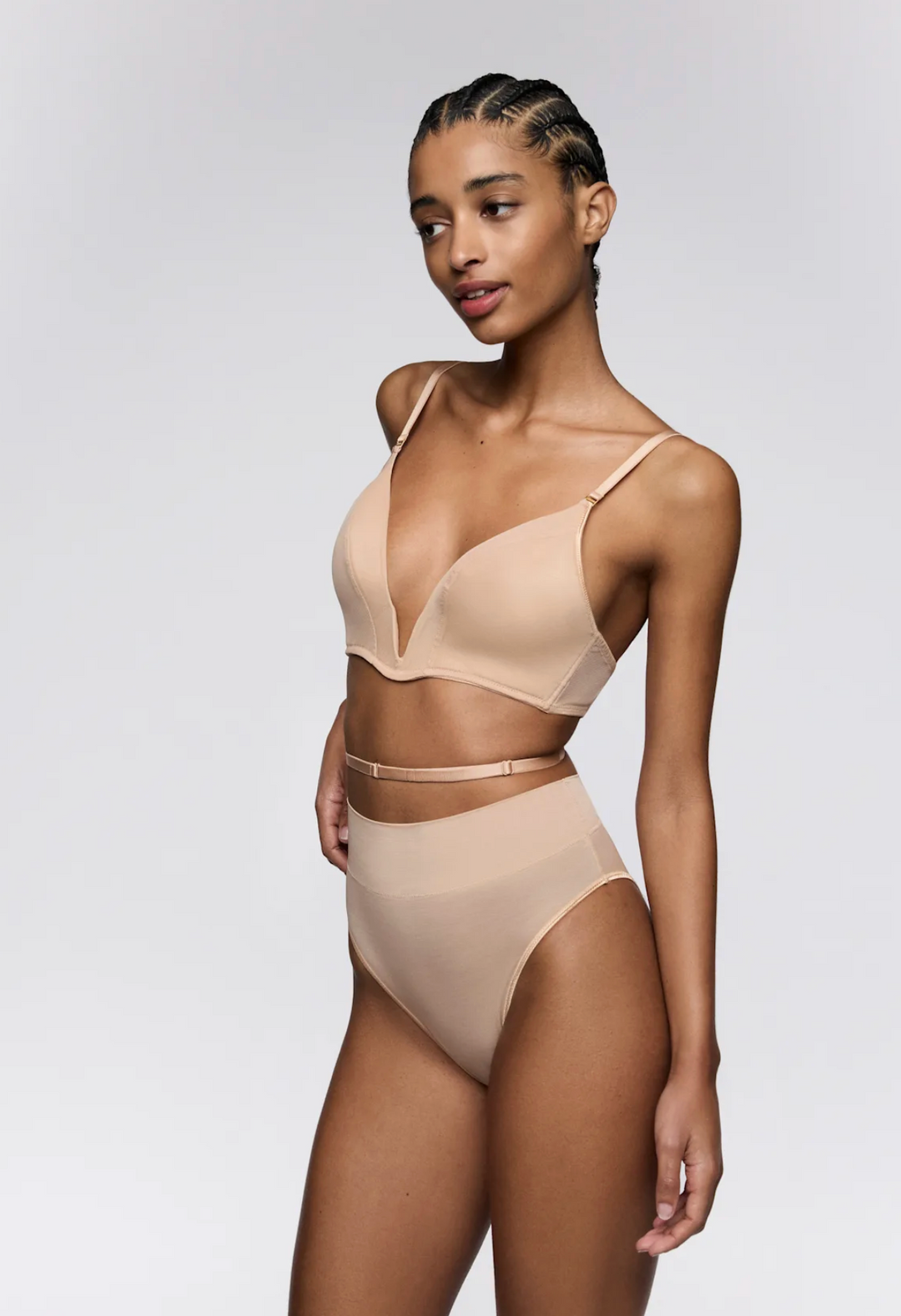 Tegla Full Brief