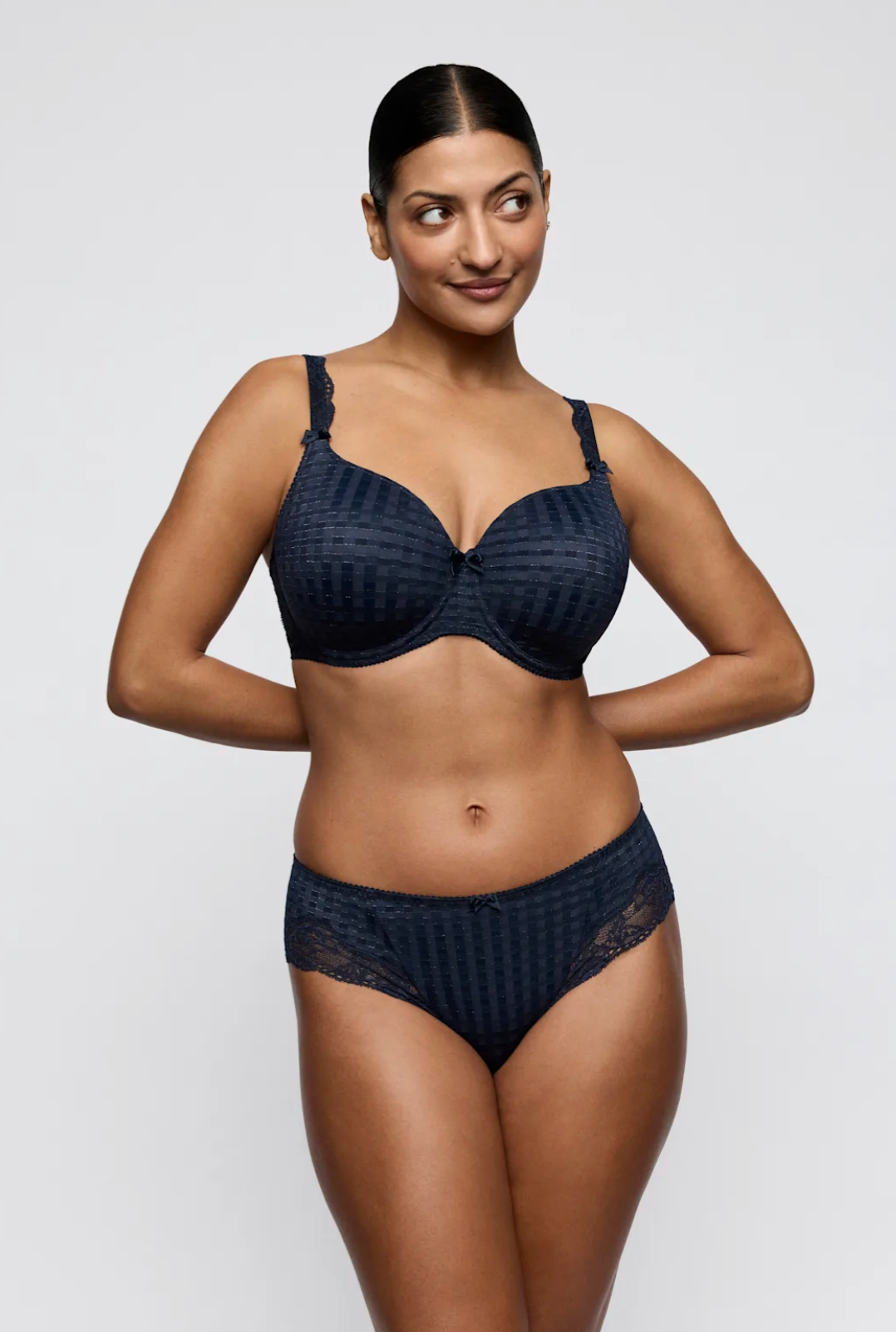 Madison Heartshape Bra