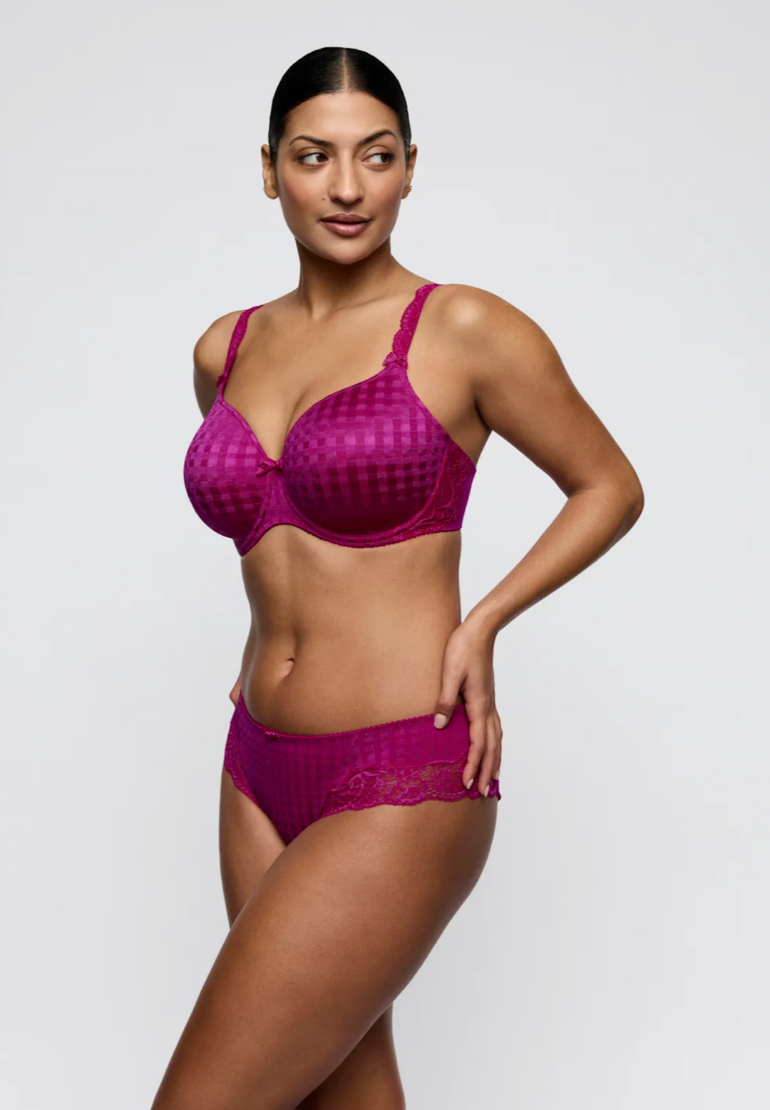 Madison Heartshape Bra