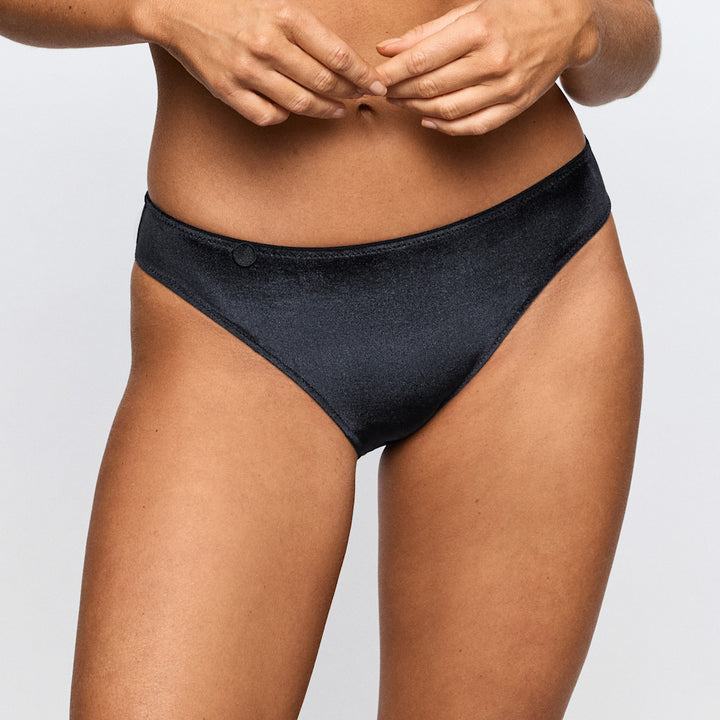 Tom Bikini