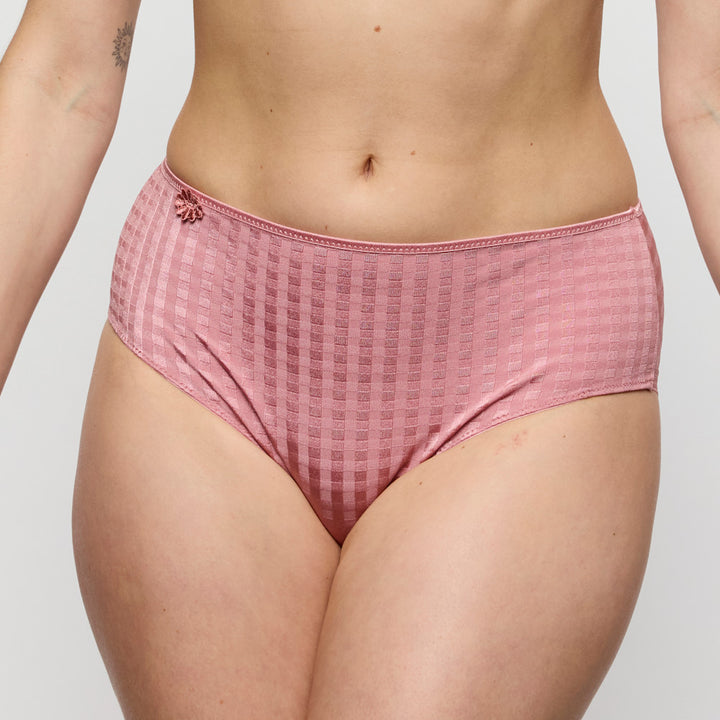 Avero Full Brief