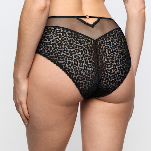 Juliane Full Brief