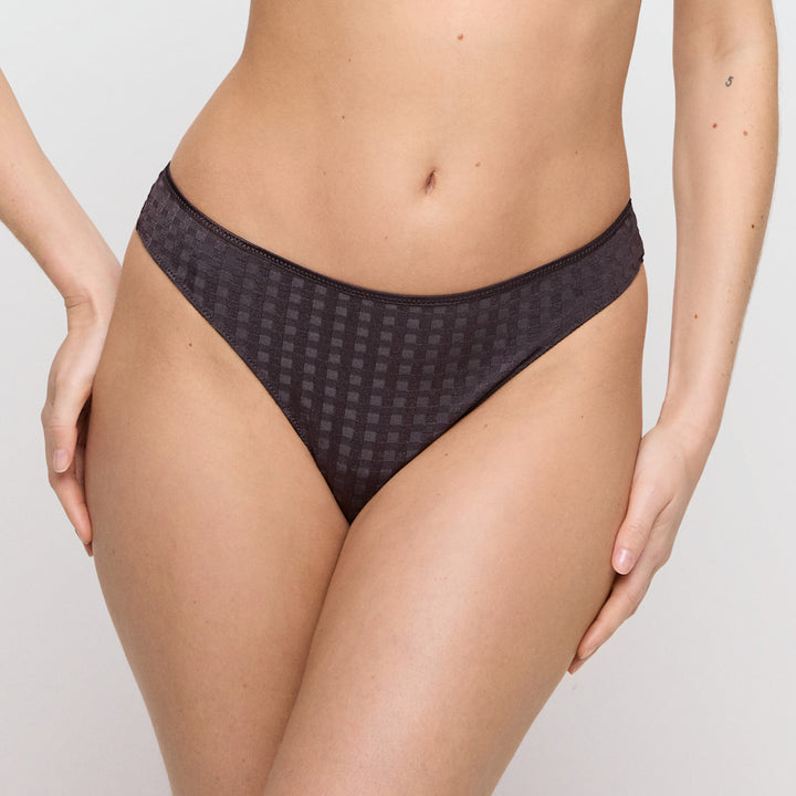Avero THONG Sweet Chocolate XS - XL