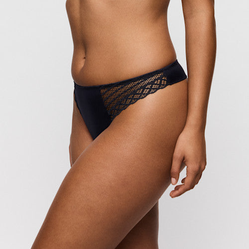 Twist Side Thong